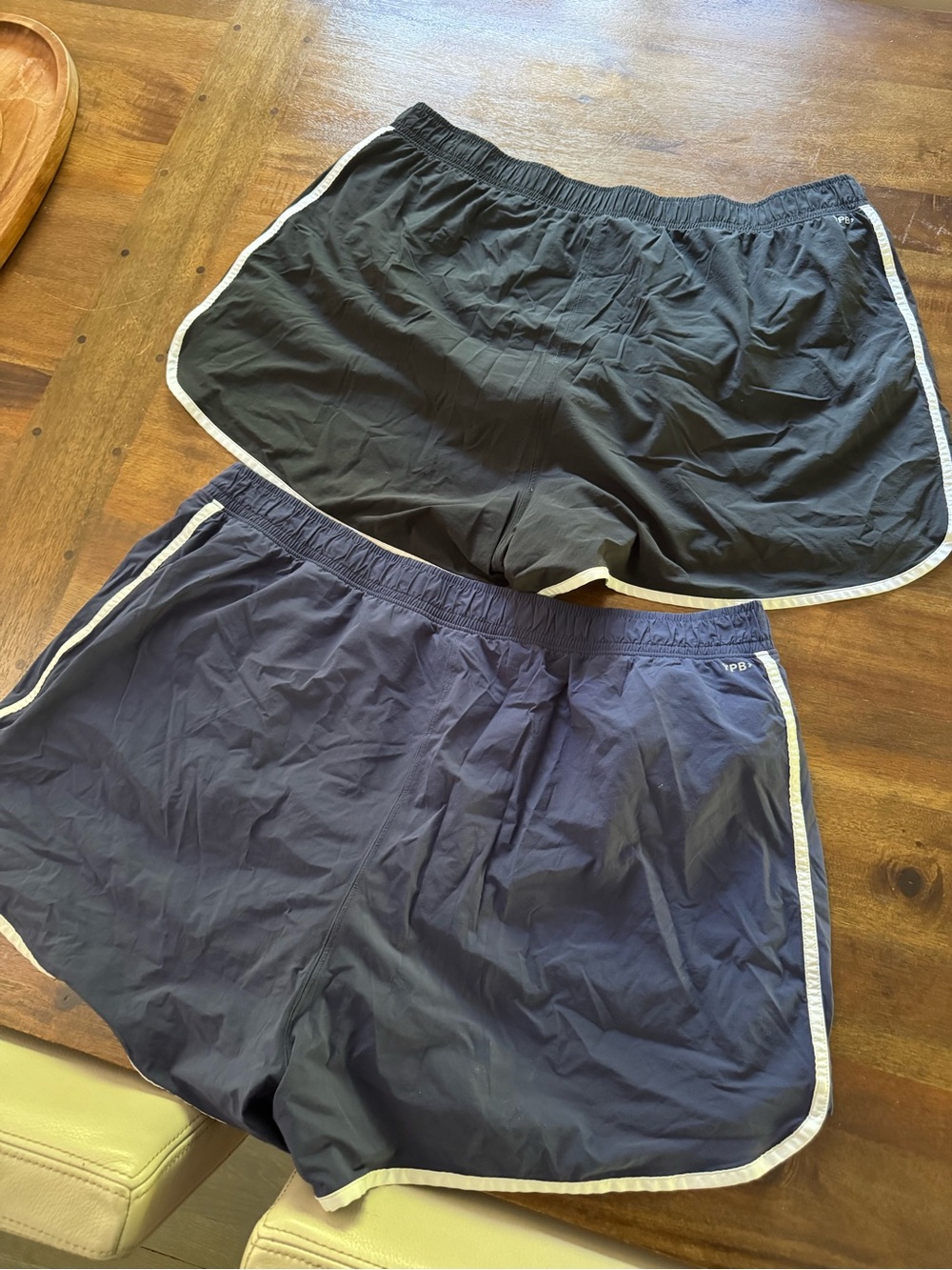 Women's Abercrombie YPB sprintTEK High Rise Lined Short Size XXL Black + Navy - Picture 6 of 6